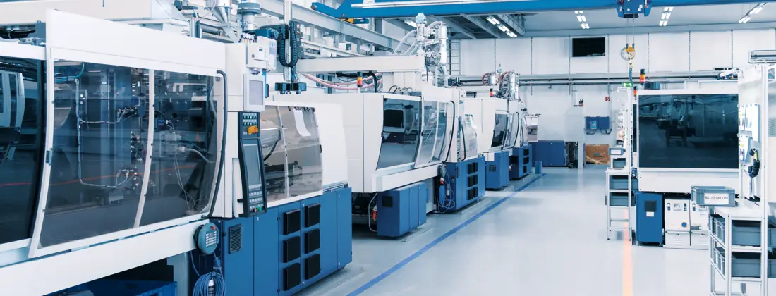 Industry reference: injection-molding production line, not an HXfit facility